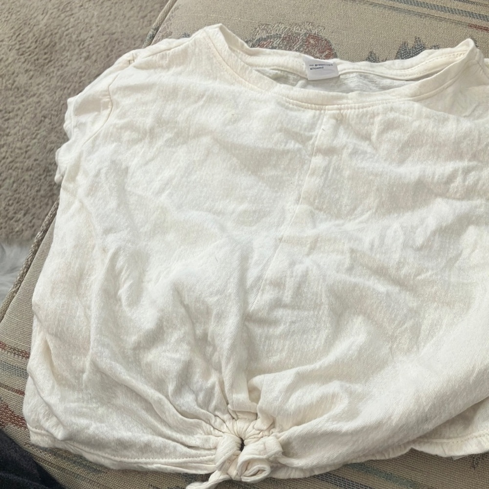 FINAL MARKDOWN Girls old navy top 3t